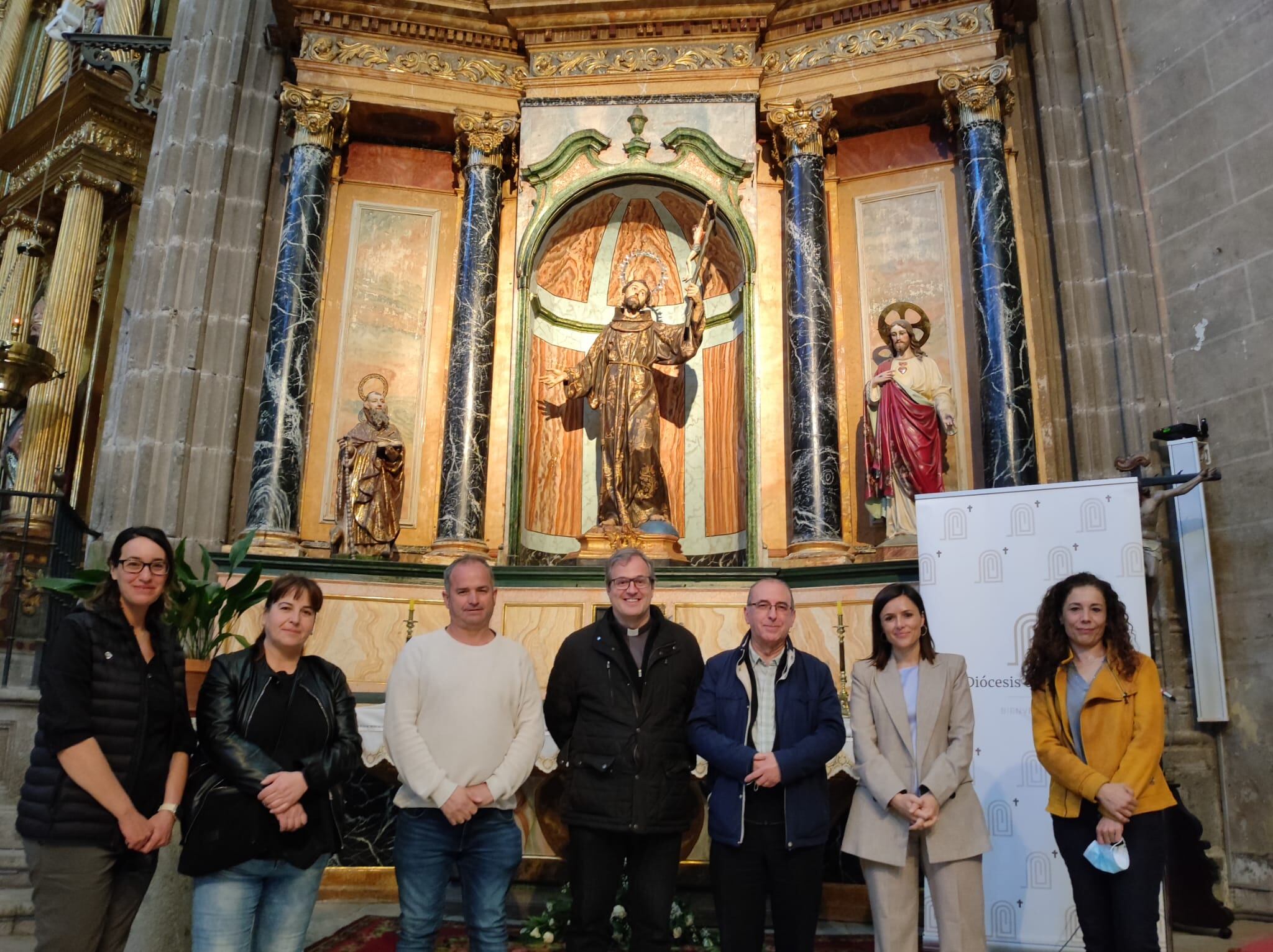 Visita institucional a la iglesia de San Sebastián en Villacastín