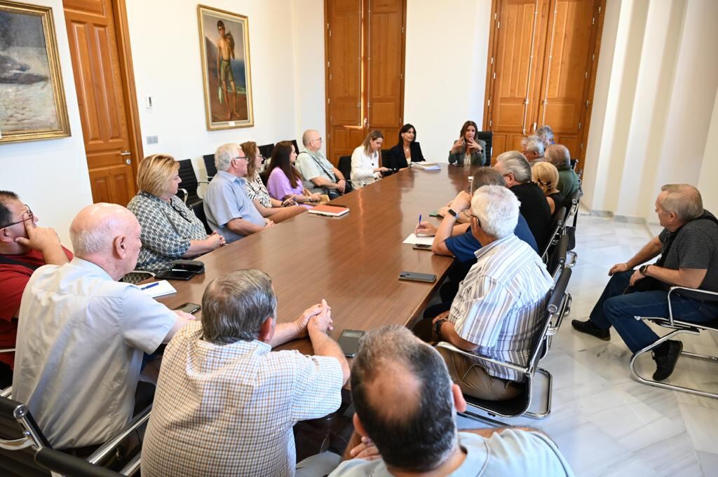 Reunión de septiembre de 2023 entre federación Himilce y alcaldesa de Linares.