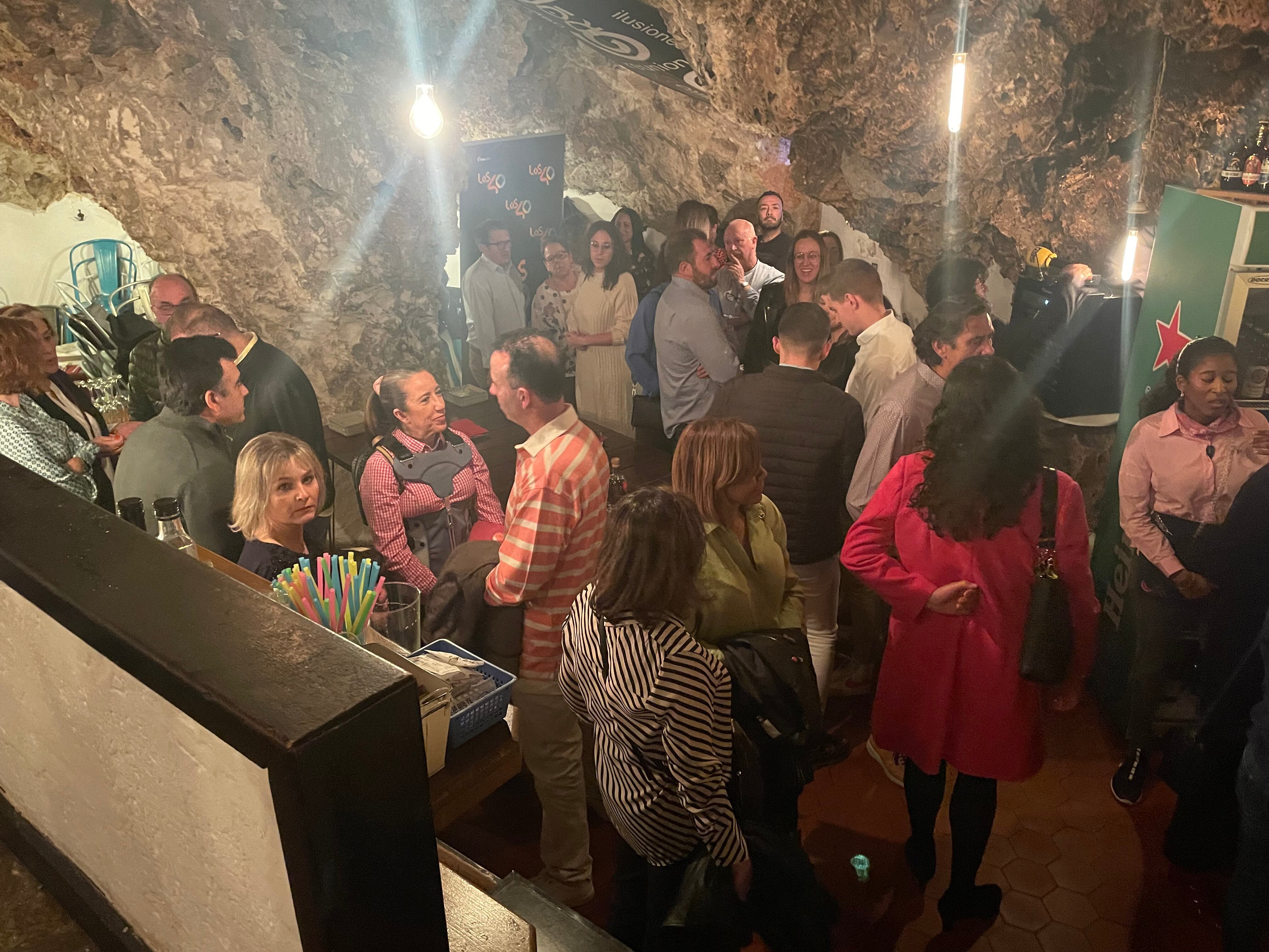 La fiesta se celebró en La Grotte del Huécar