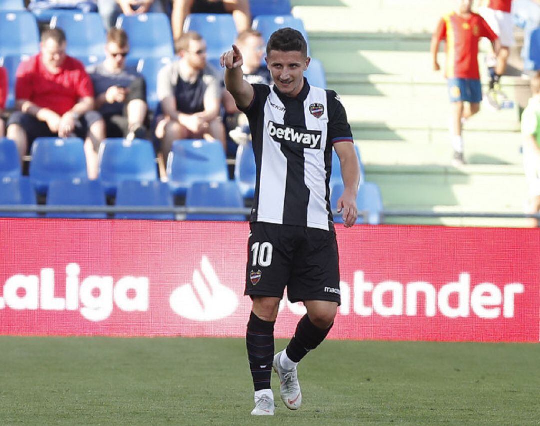 Enis Bardhi marca un golazo en Getafe