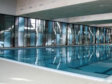 Imagen del interior de la piscina del nuevo polideportivo de Malilla de València