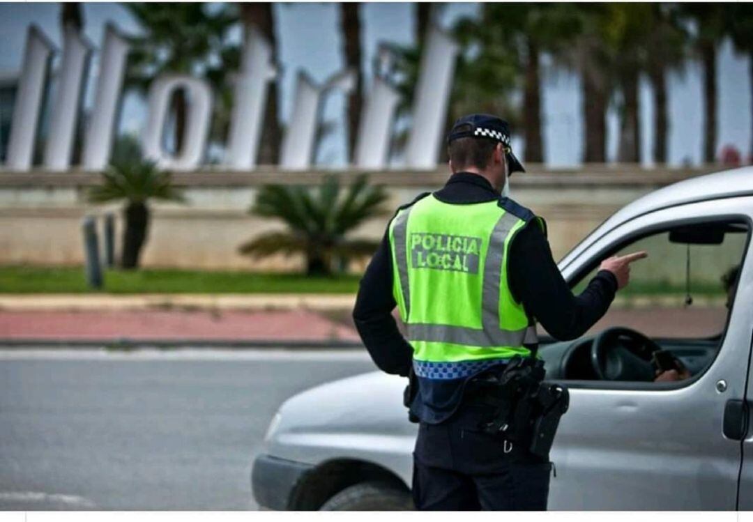 Policia Local de Motril realiza controles