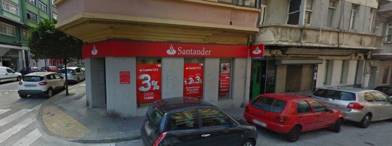 Sucursal del Banco Santander en la calle VIzcaya de A Coruña