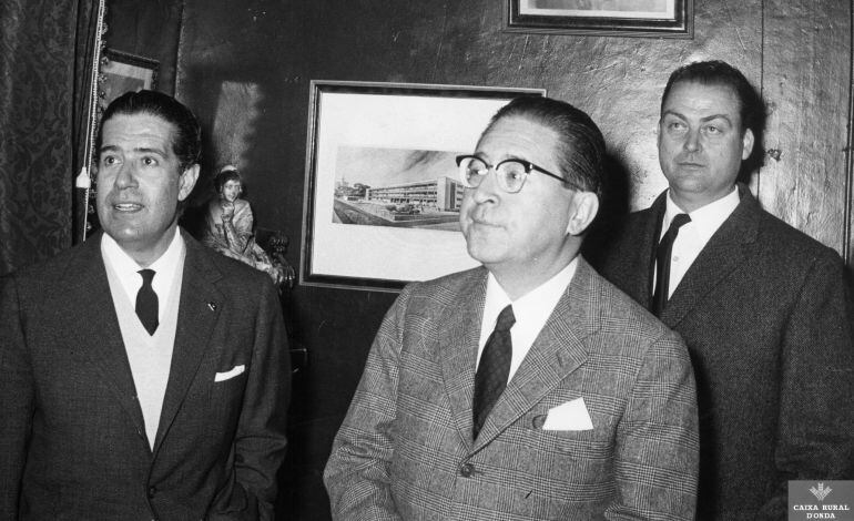 El ministro de Obras Públicas durante la dictadura, Federico Silva Muñoz (centro), en una imagen de archivo.