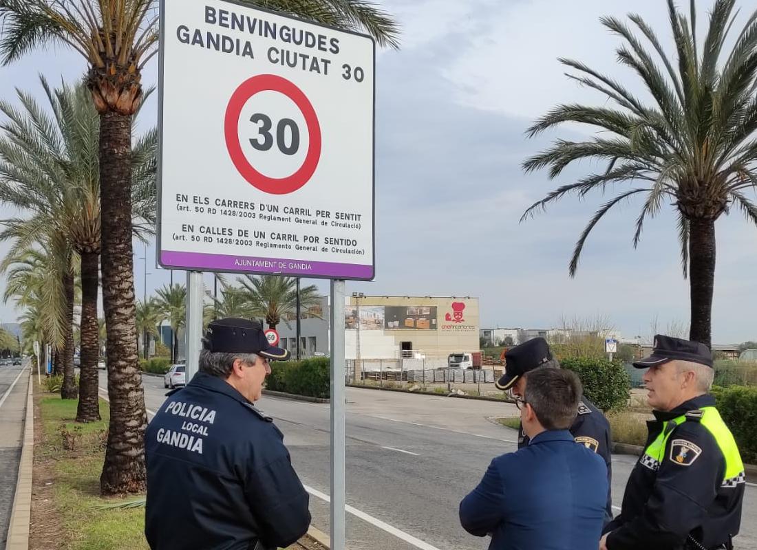 Cartel de Gandia como ciudad 30