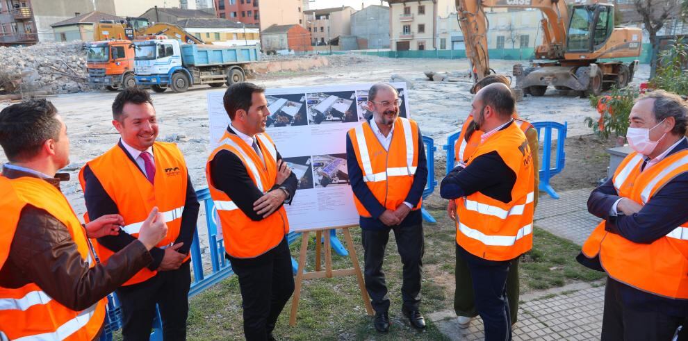 Visita de Lambán a las obras del nuevo Centro de Salud de Barbastro