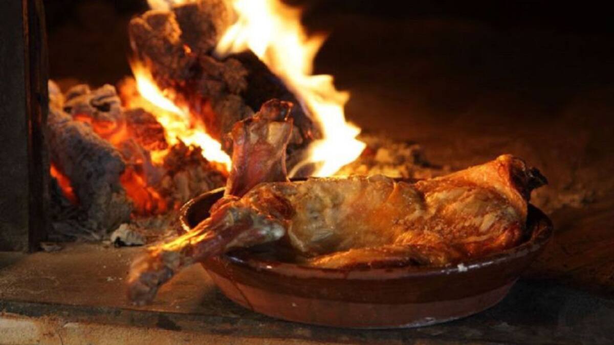 Benjamín Cerezo, alcalde de Riaza, comenta la importancia de las Jornadas del Cordero Lechal que se organizan los días 2 y 3 de abril en Riaza