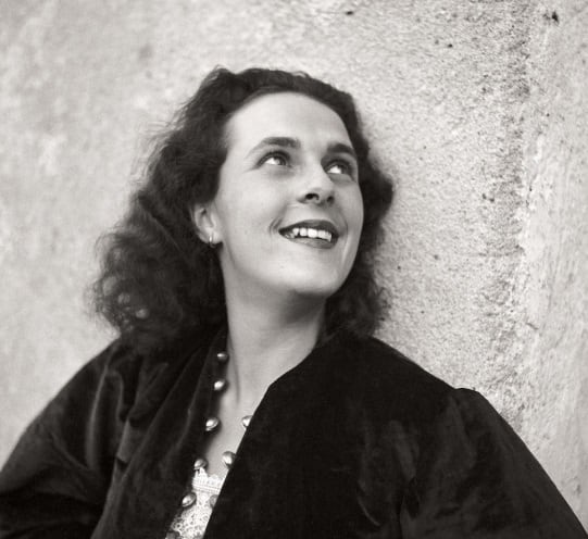 Perfil de Leonora Carrington