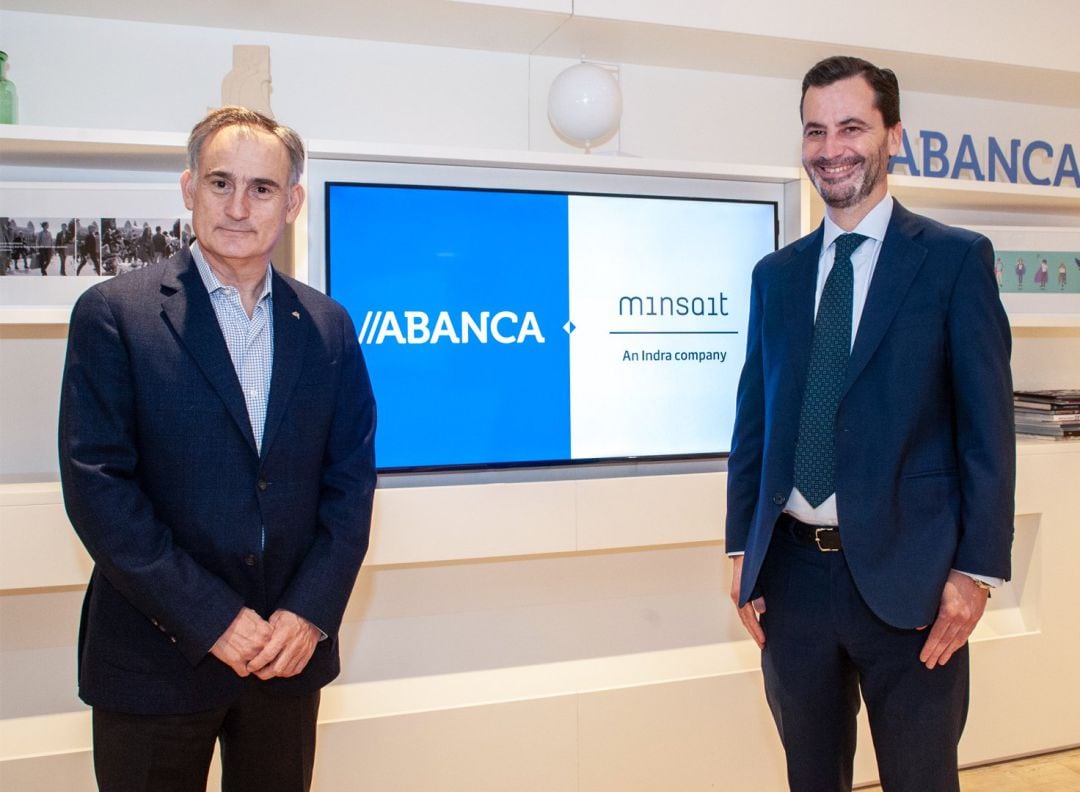 El director general de Mercado de Capitales, Gestión y Distribución de ABANCA, Juan Luis Vargas-Zúñiga, y el director de Estrategia e Innovación de Servicios Financieros de Minsait, Álvaro de Salas