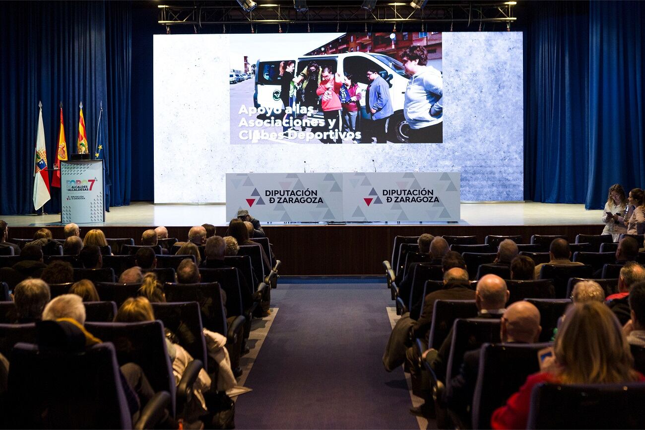 El objetivo con la reforma de esta sala en potenciar los congresos y eventos de Zaragoza.