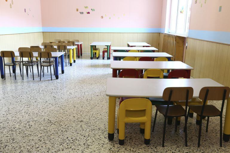 Las FAPAS de Murcia consideran "un escándalo" que no abran los comedores escolares en vacaciones en una de las regiones de España con mayor pobreza infantil