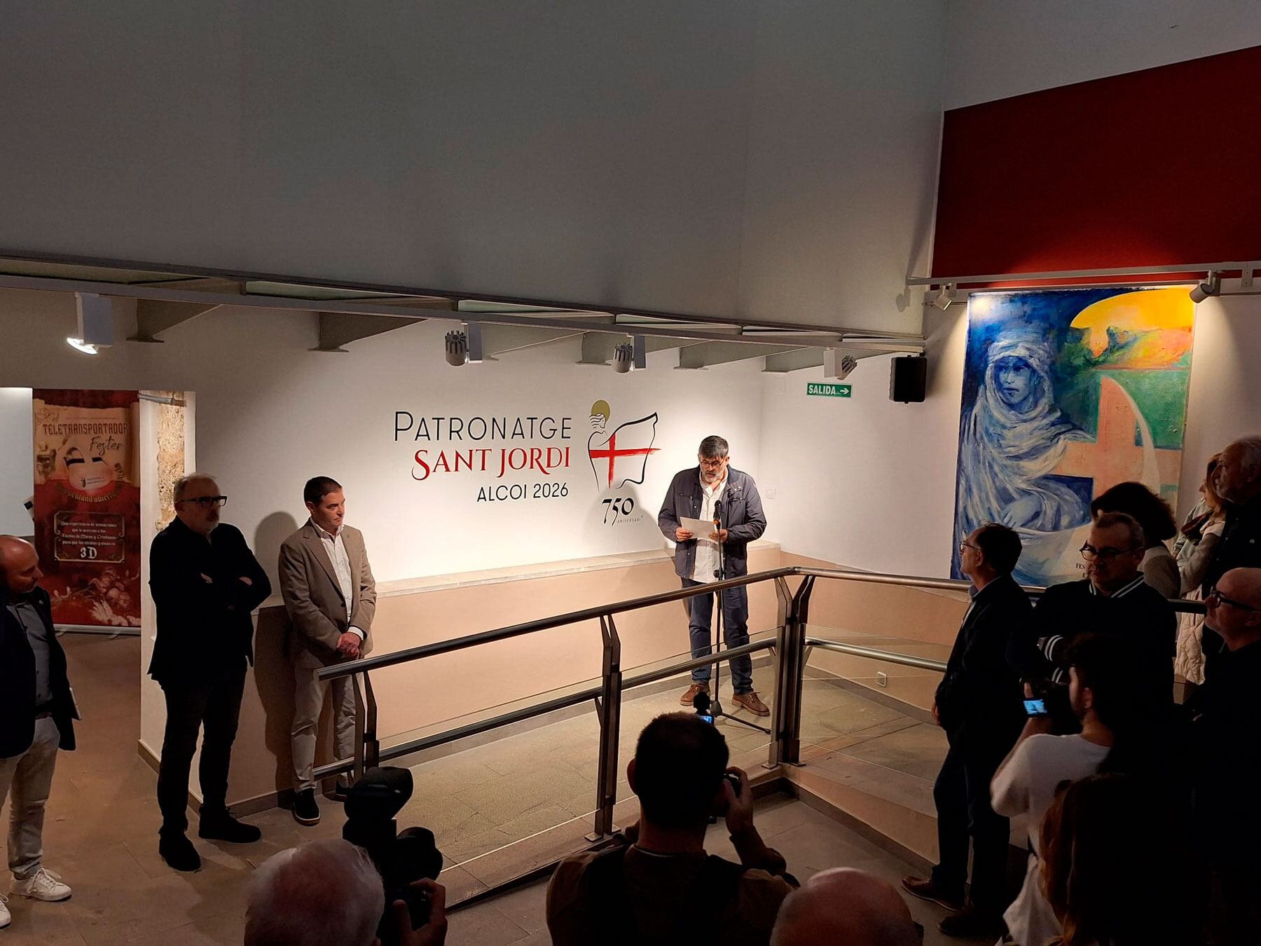 Ha habido un primer acto inicial en el hall del Museu Alcoià de la Festa