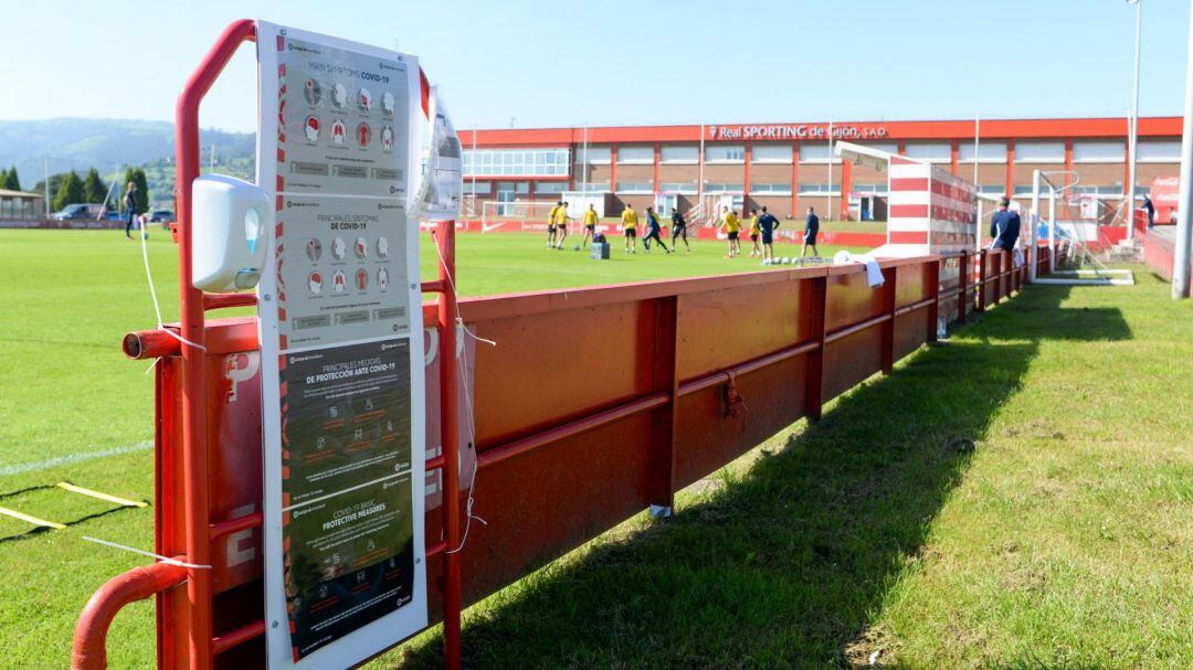 Entrenamiento del Sporting en Mareo. 