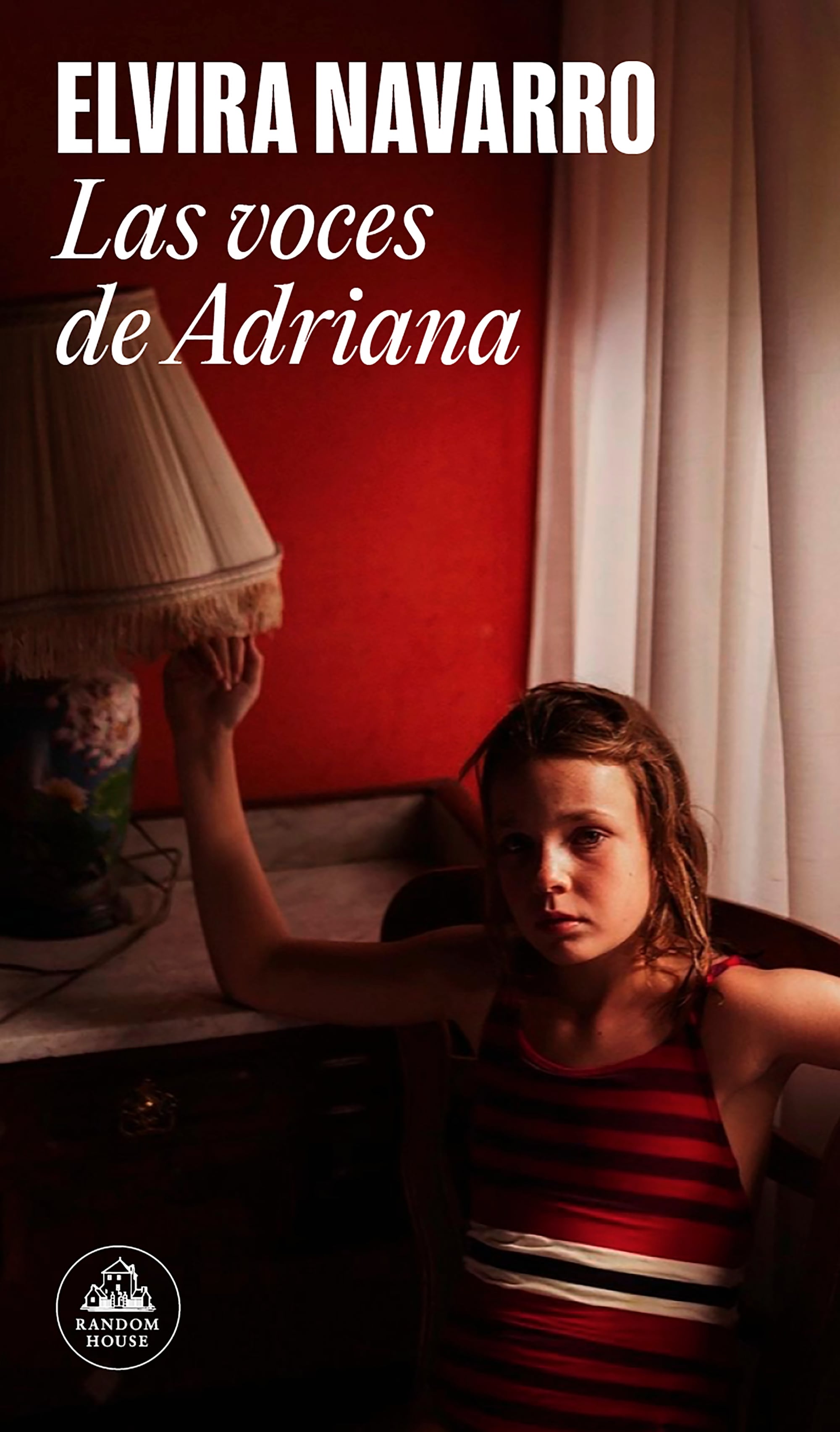 Portada de &#039;Las voces de Adriana&#039;, de Elvira Navarro