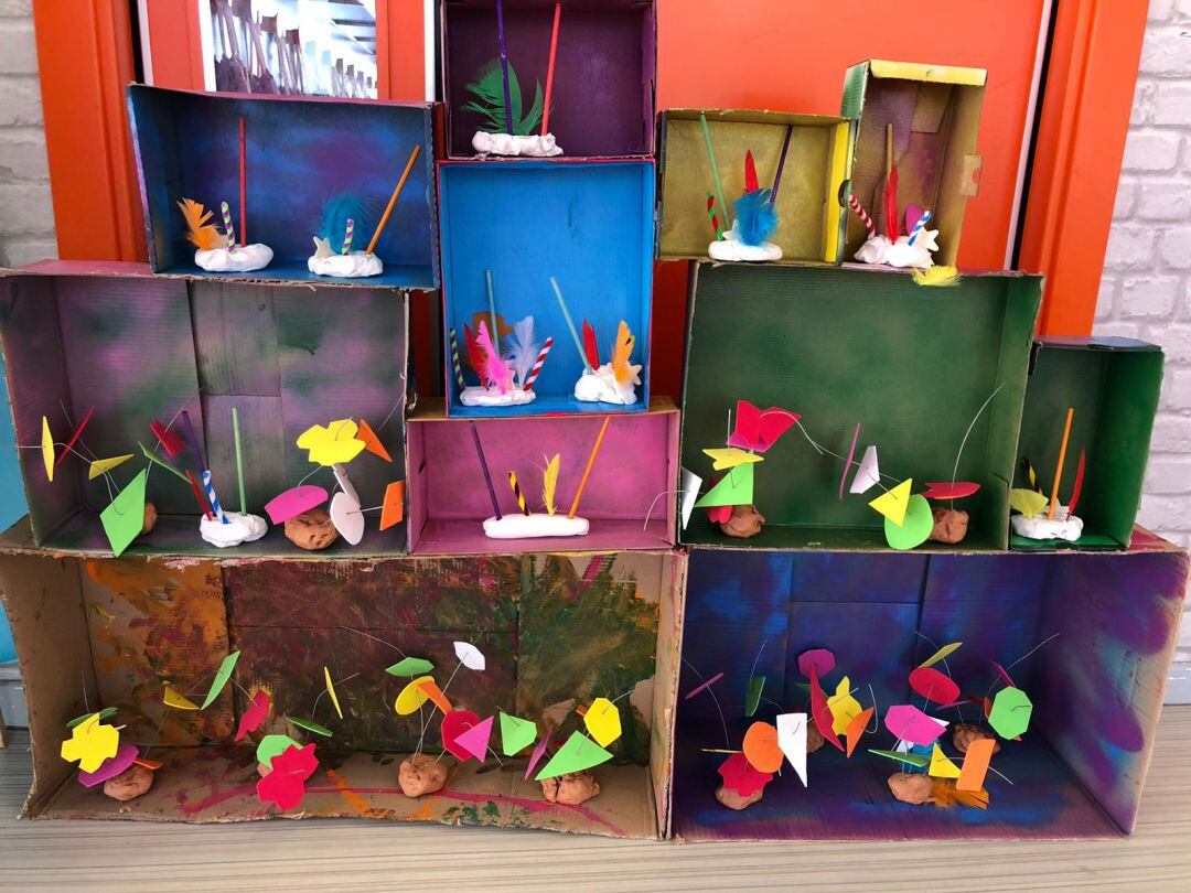 Imagen de archivo de manualidades en una guardería