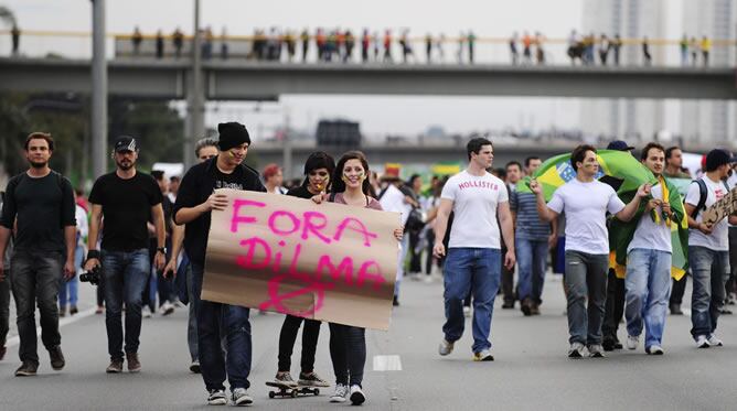 Protestas en las calles de Brasil: &quot;Fora Dilma&quot;