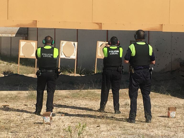 Prácticas de tiro en recinto privado