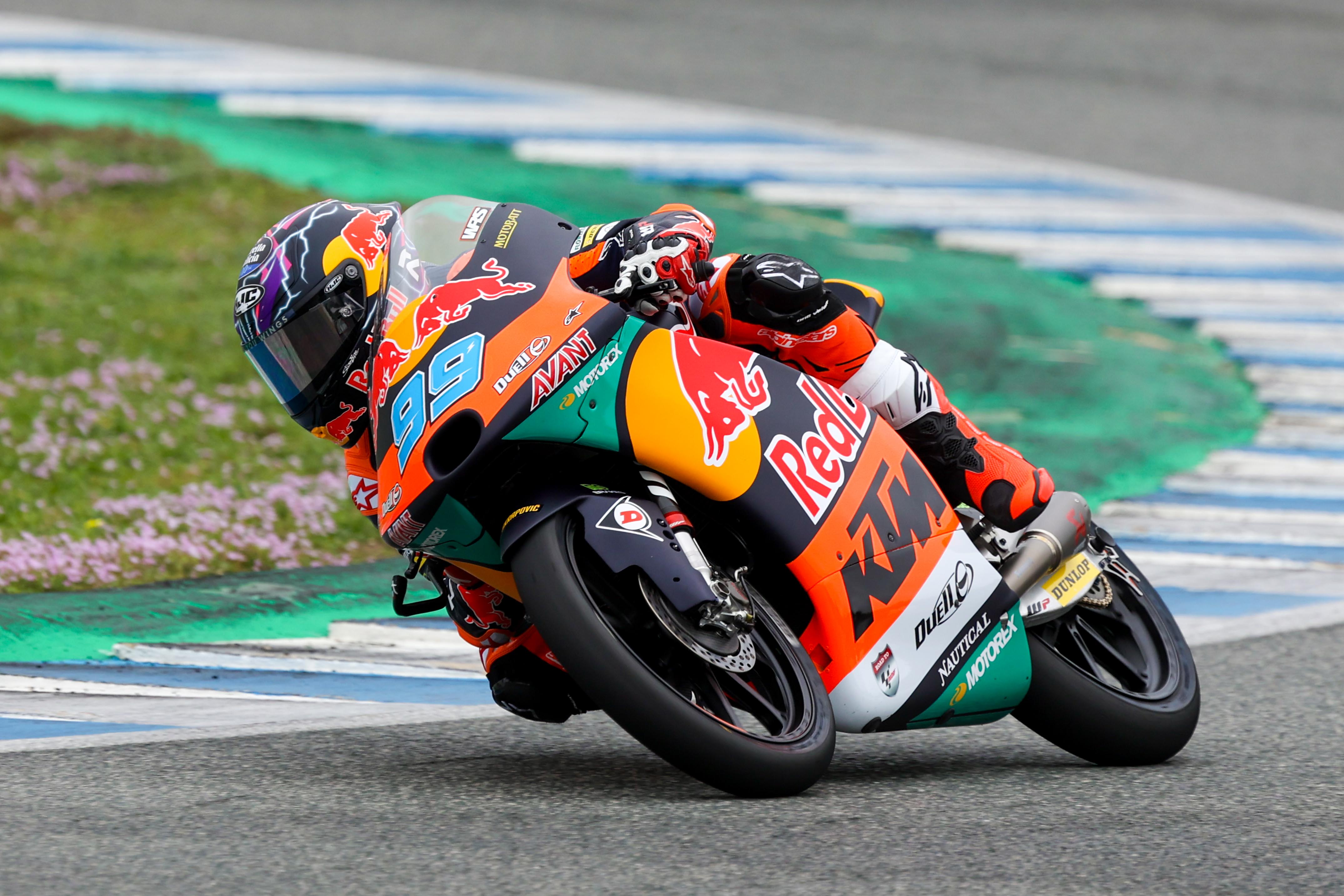 José Antonio Rueda durante los entrenamientos del Moto3 en Jerez