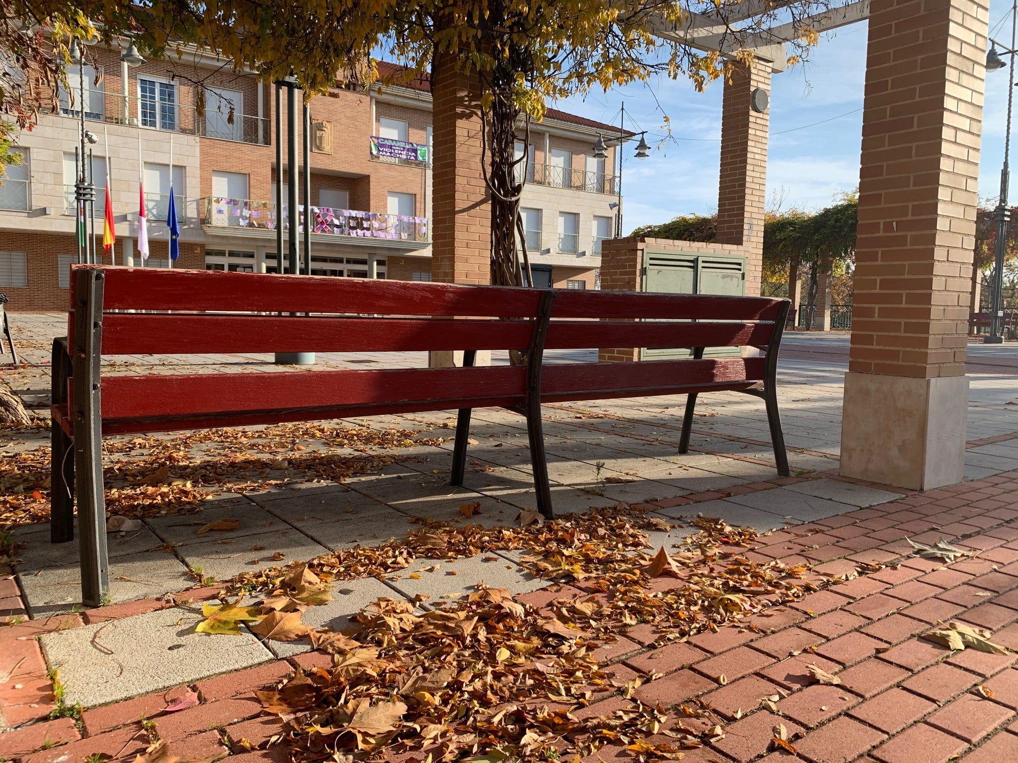 Plaza del Pueblo de Cabanillas del Campo