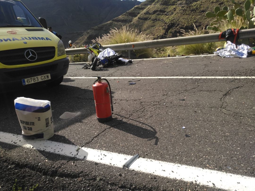 Motos accidentadas en Veneguera, Gran Canaria.