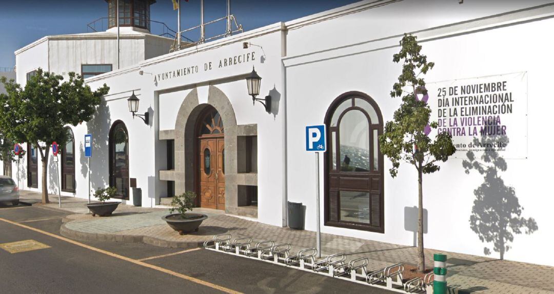 Fachada del Ayuntamiento de Arrecife.