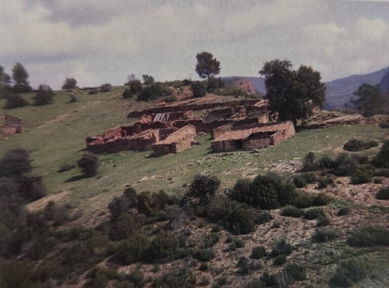 La Manglana de Abajo, uno de los parajes de refugio de la guerrilla en San Martín de Boniches. Fuente: San Martín de Boniches: Historia, Costumbres y Testimonios.