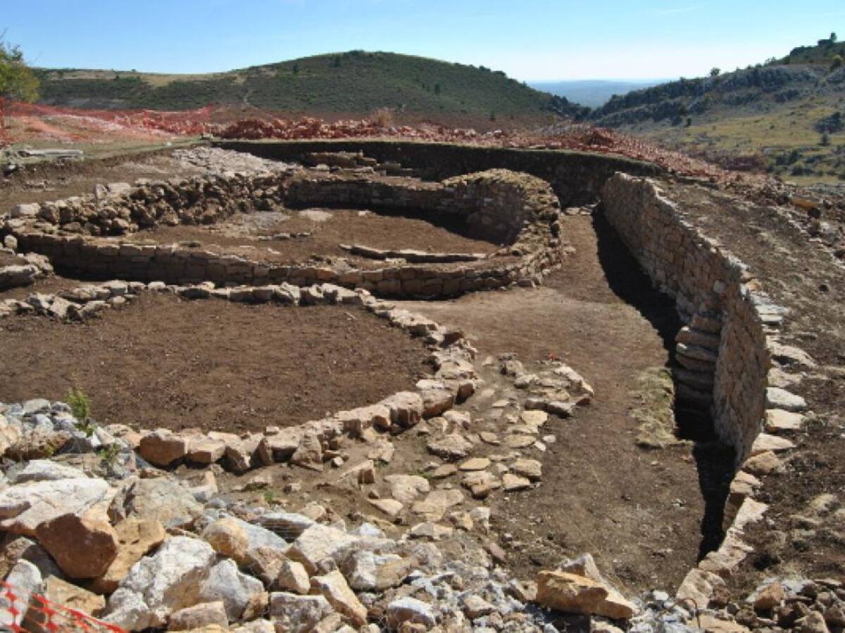 Historia leonesa sepultada por la tierra