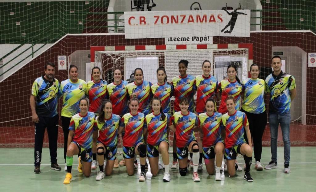 Jugadoras y cuerpo técnico del CB Zonzamas CICAR Lanzarote.