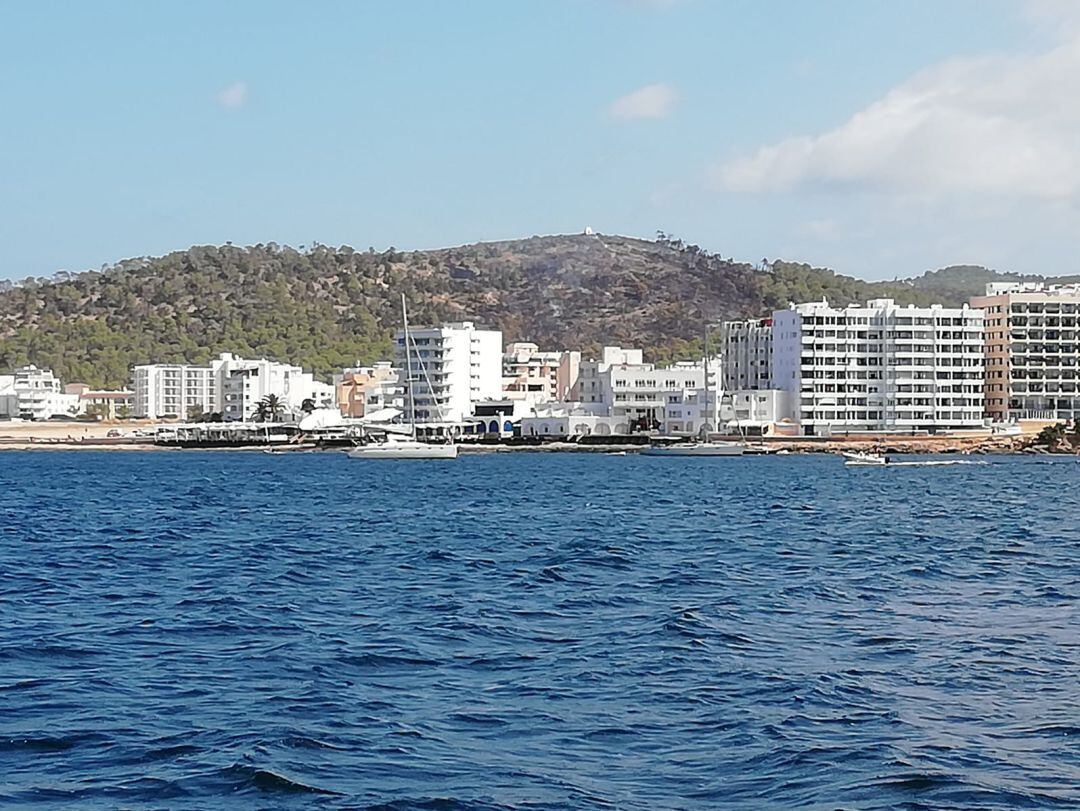 Parte de la ladera quemada 