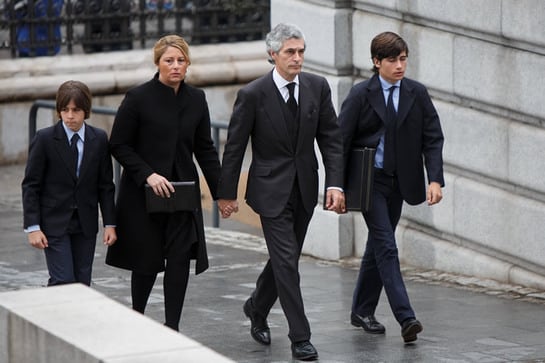 Adolfo Suárez Illana, con su esposa y sus hijos llegan a la funeral de Estado para el ex presidente del Gobierno español Adolfo Suárez en la Catedral de la Almudena