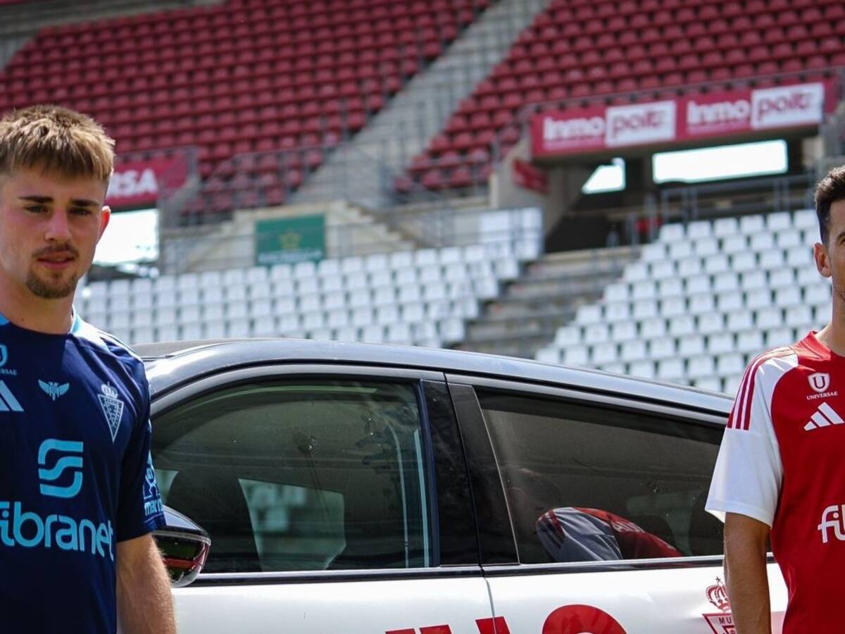 Ben Knight y Juan Carlos Real llegan a un Real Murcia "de otra dimensión"