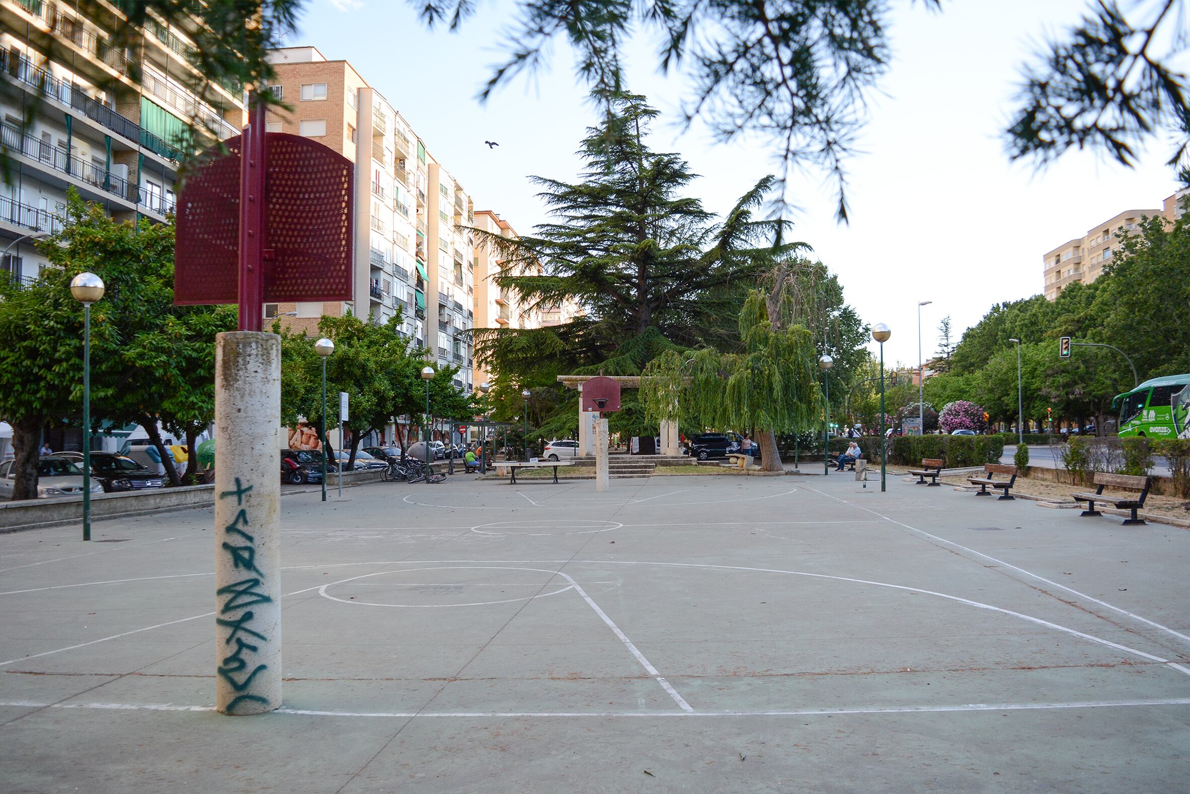 Pista deportiva de Martínez de Velasco