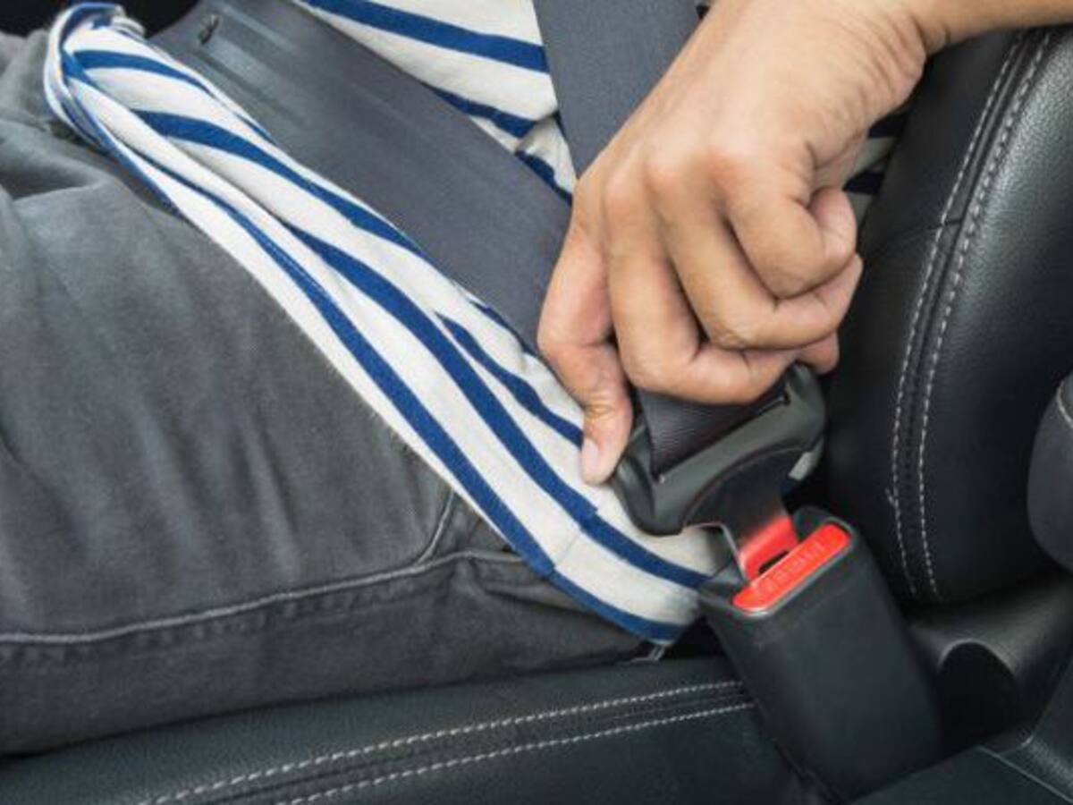 La DGT activa una campaña para vigilar el uso del cinturón de seguridad en Galicia