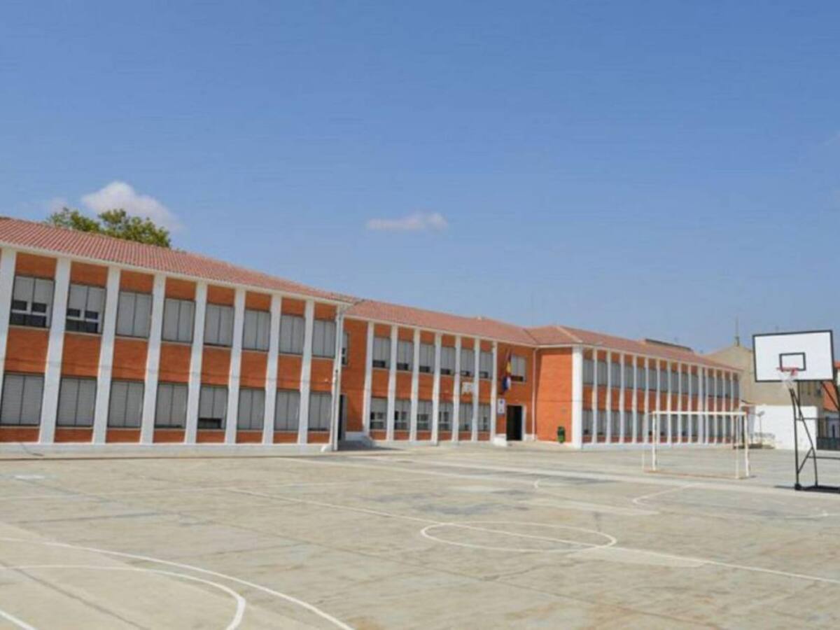 Aprobadas por unanimidad la financiación de las obras en el colegio y la escuela de música de Mota del Cuervo