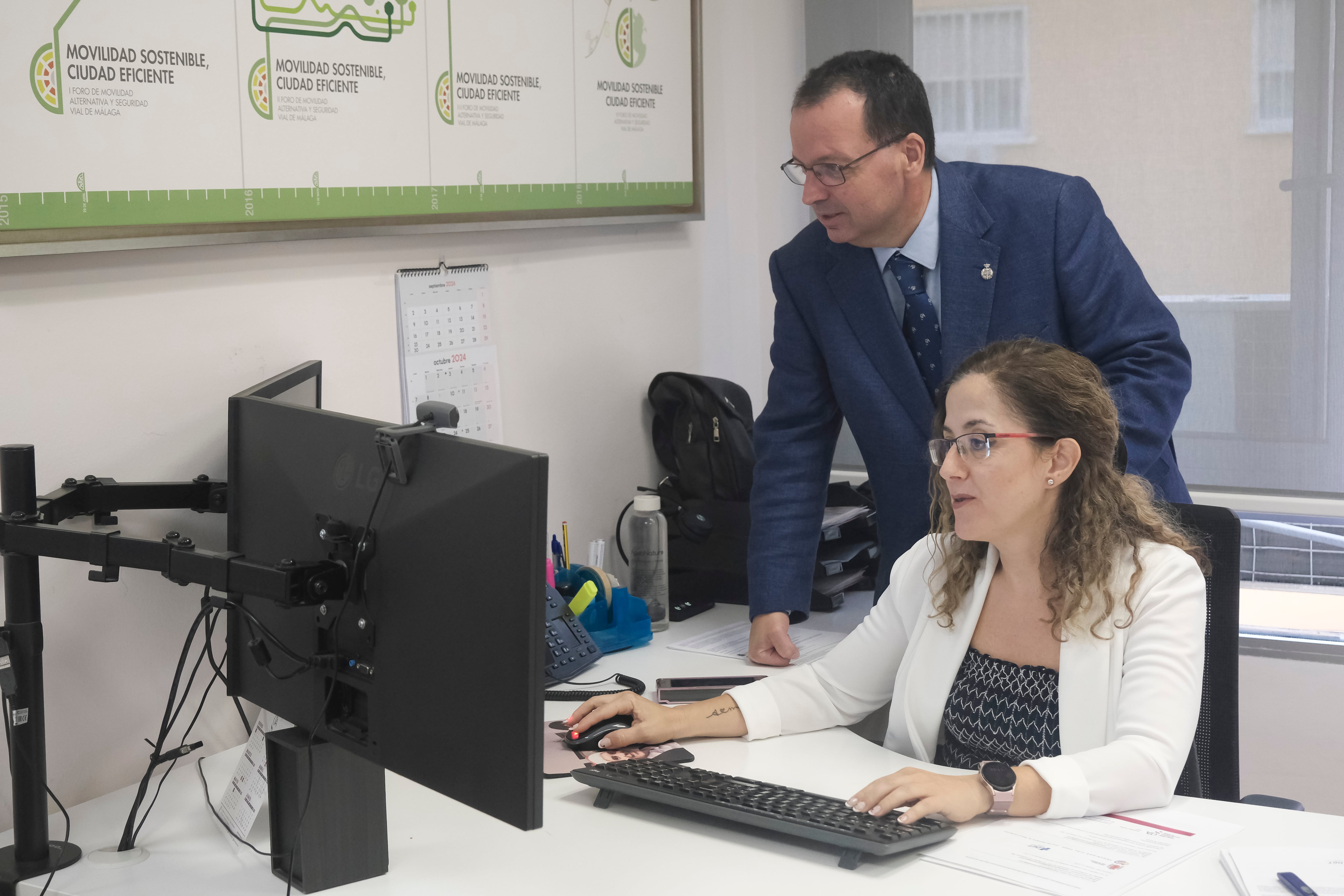 Responsables del Colegio en las mismas instalaciones