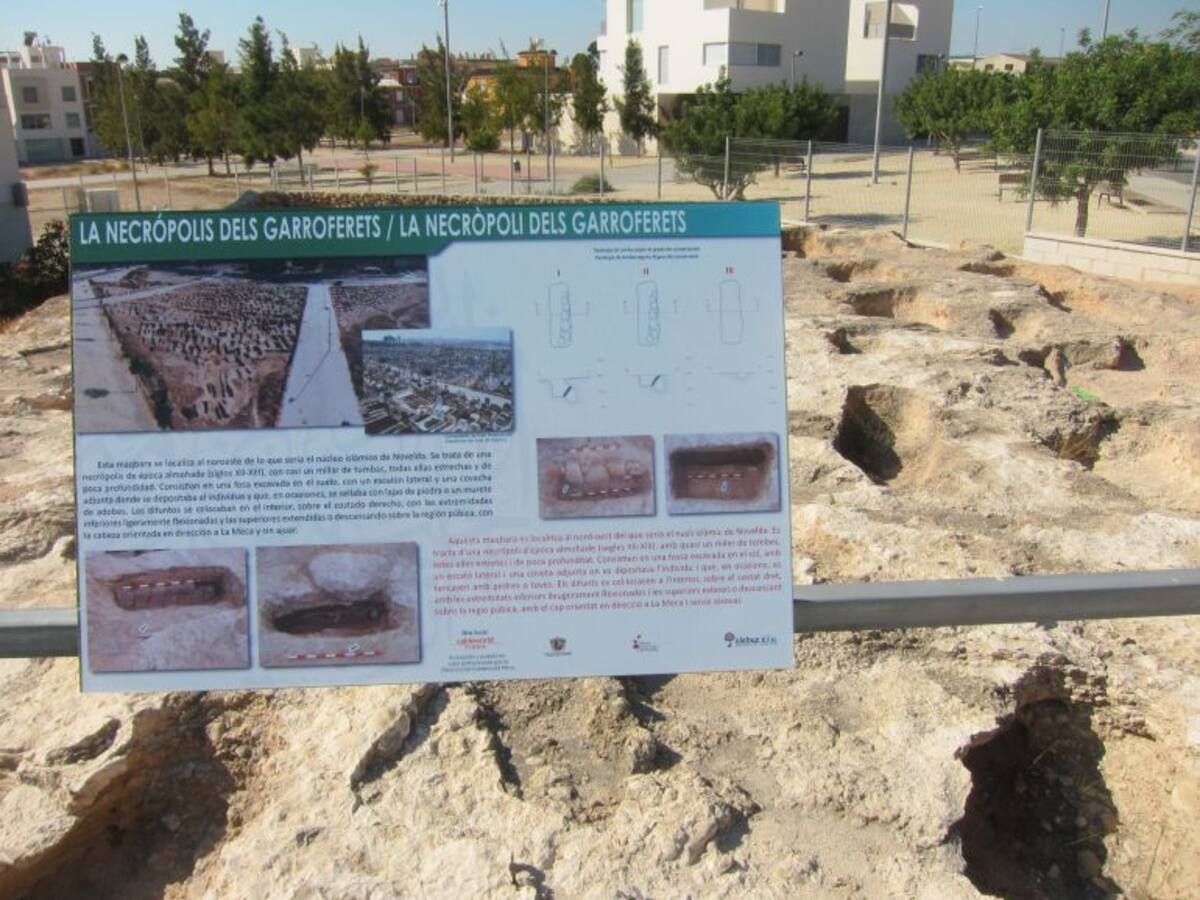 Visita guiada a la Necrópolis Els Garroferets de Novelda