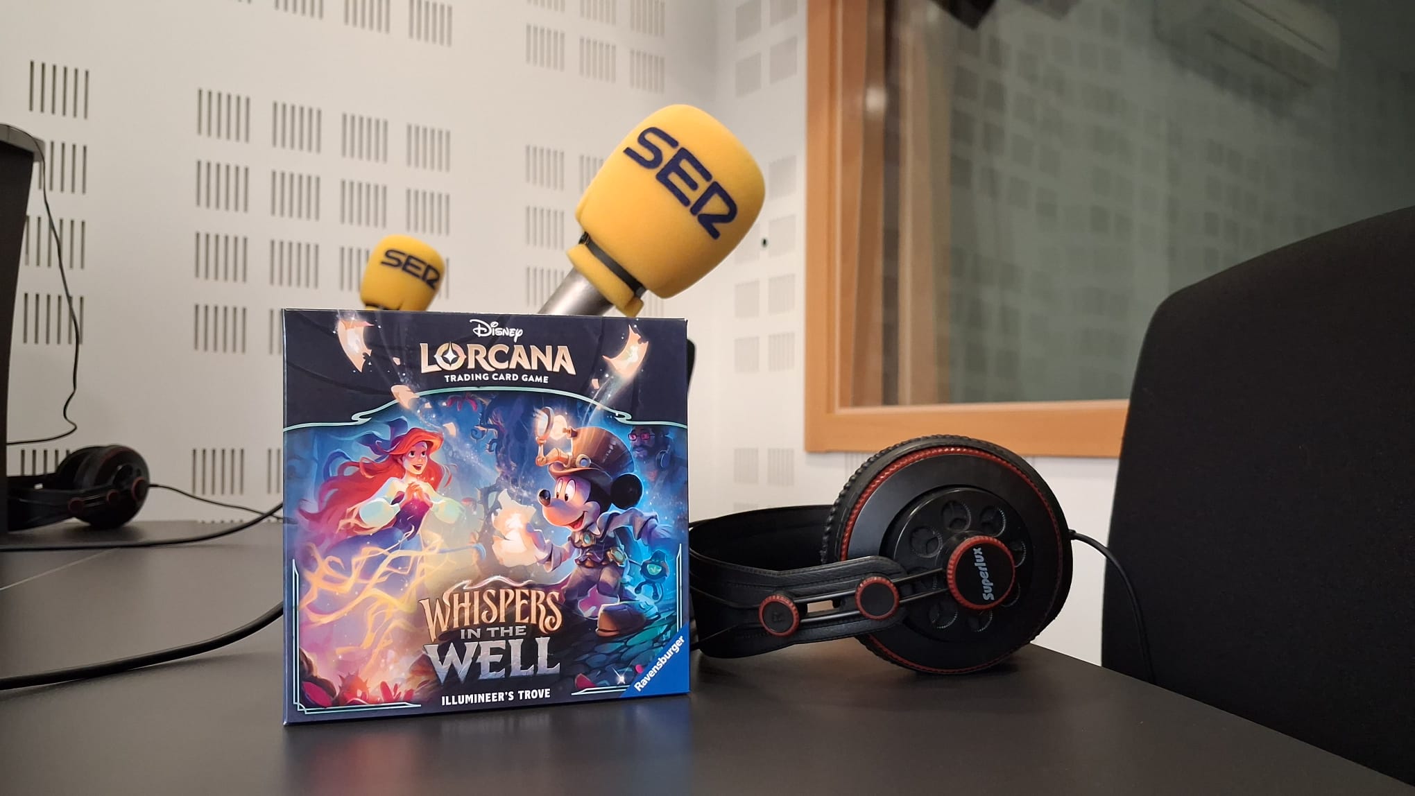 El Ilumineers trove de esta colección refleja bien la mejora artística que trae 'Whispers in the well'