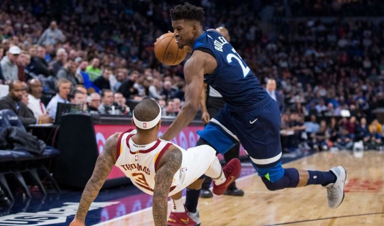 Jimmy Butler durante su partido contra los Cavs 