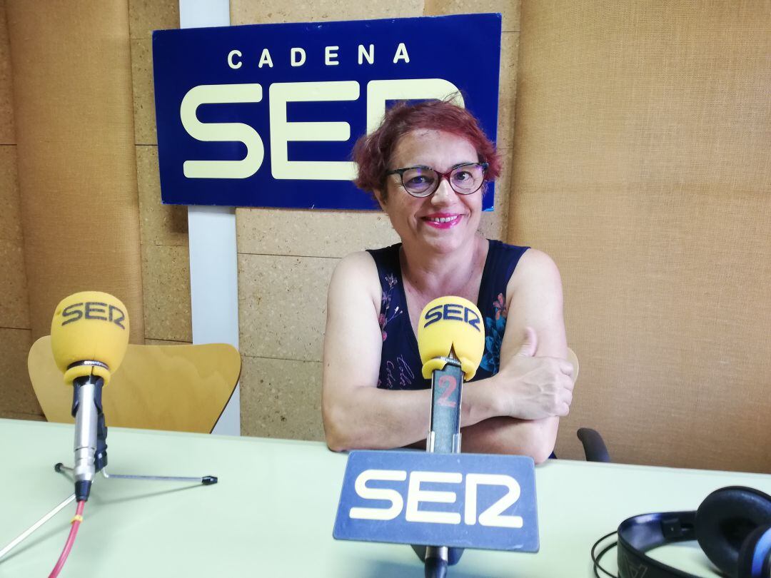 La presidenta del club AGRA en el estudio de Radio Coca SER Ronda