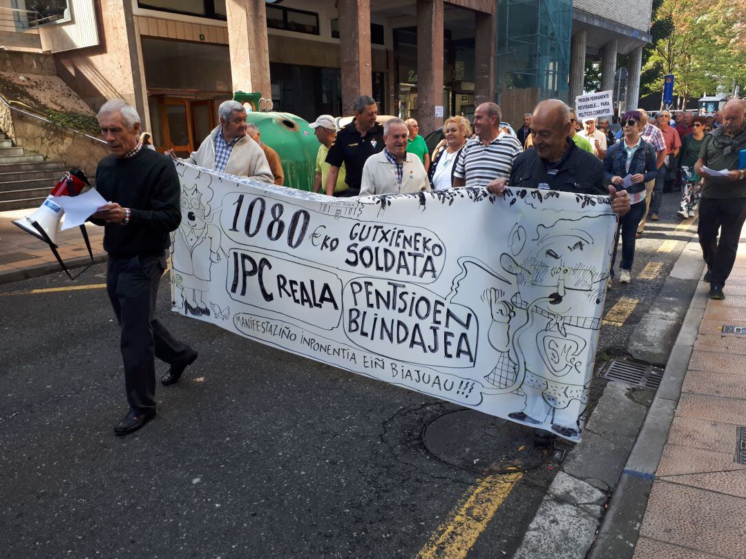 Imagen de una de las movilizaciones organizadas por la Plataforma de Jubilados y Pensionistas de Eibar