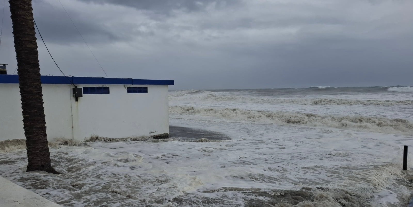 Temporal en la playa de Torrenueva (Granada)