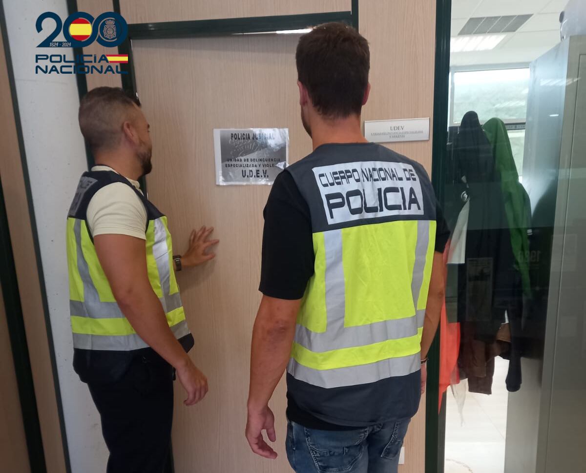 Agentes de la Policía Nacional