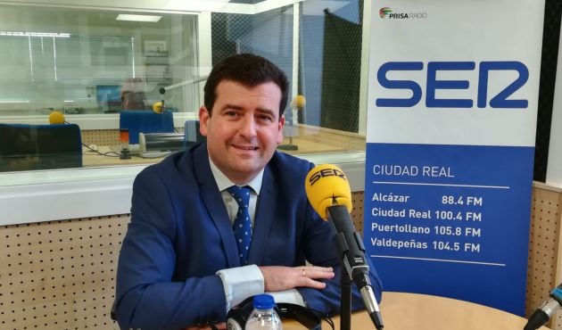 Ricardo Chamorro, en los estudios de Cadena SER Ciudad Real