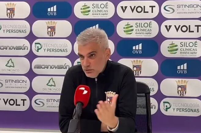 Javier Álvarez de los Mozos, entrenador del Palencia CF