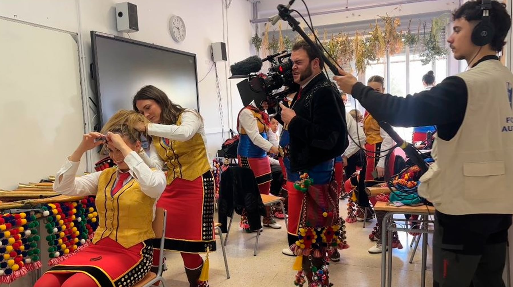 Un instant de la gravació d'aquest documental durant l'Entrada de Moros i Cristians