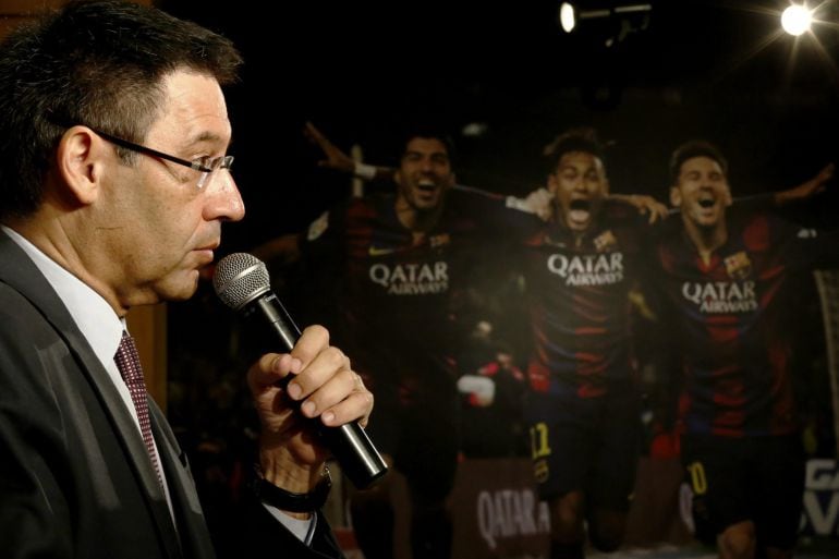 GRA228. BARCELONA, 19/06/2015.- El expresidente del Barça Josep Maria Bartomeu (d), en la presentación hoy de su candidatura a la presidencia del club, en un acto celebrado en la capital catalana, en el que ha afirmado: "Hemos cerrado un ciclo ganador par