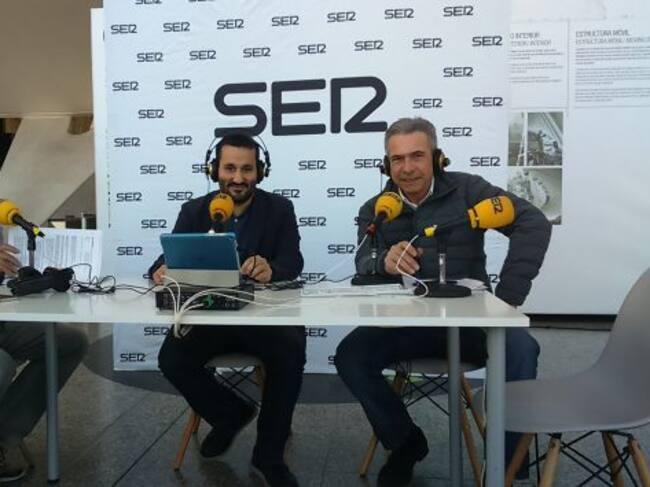 El conseller d'Educació, Investigació, Cultura i Esport, Vicent Marzà, acude al programa Hoy por Hoy Locos por Valencia desde el Museu de les Ciències Príncipe Felipe