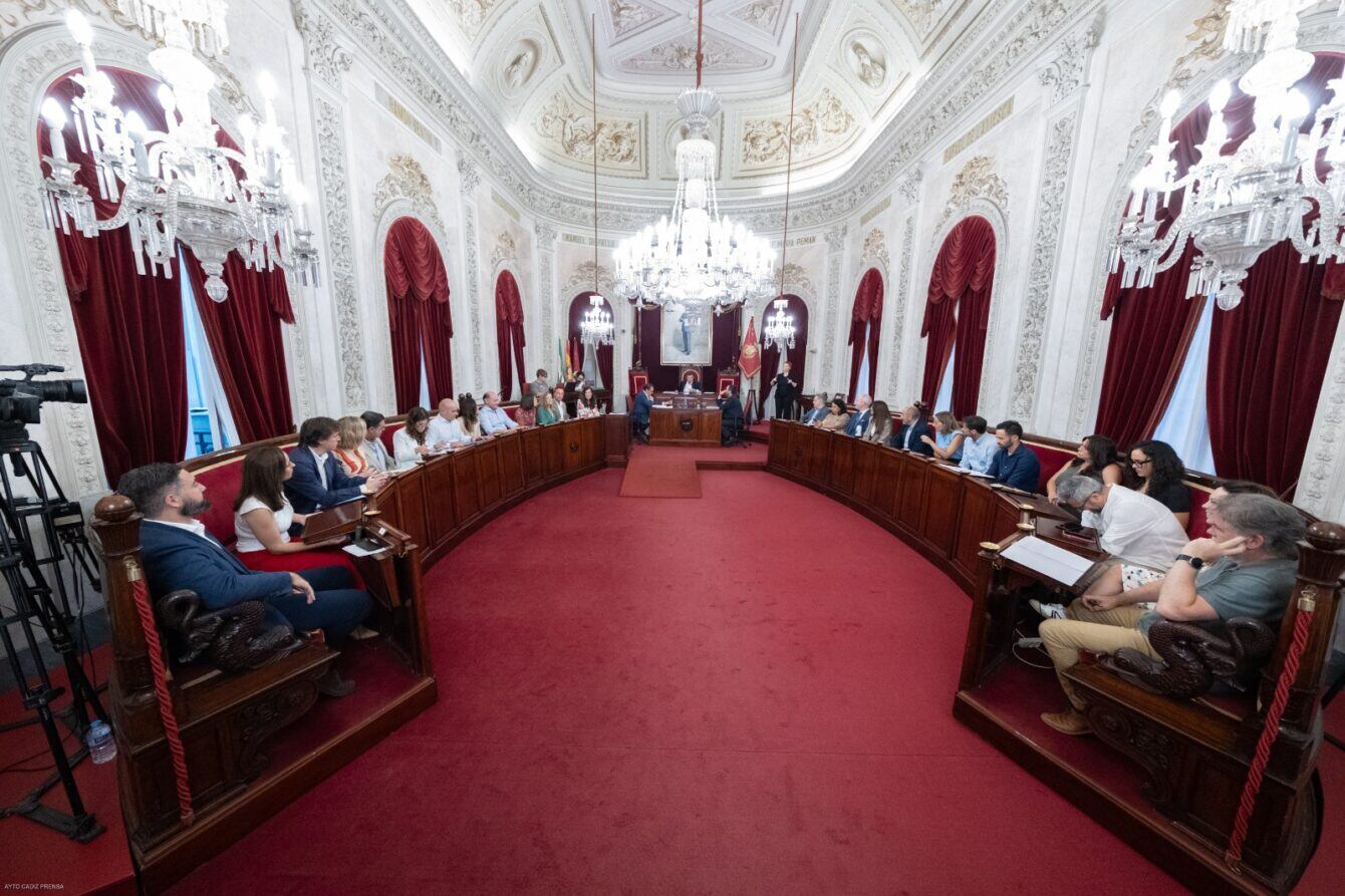 Pleno del Ayuntamiento de Cádiz