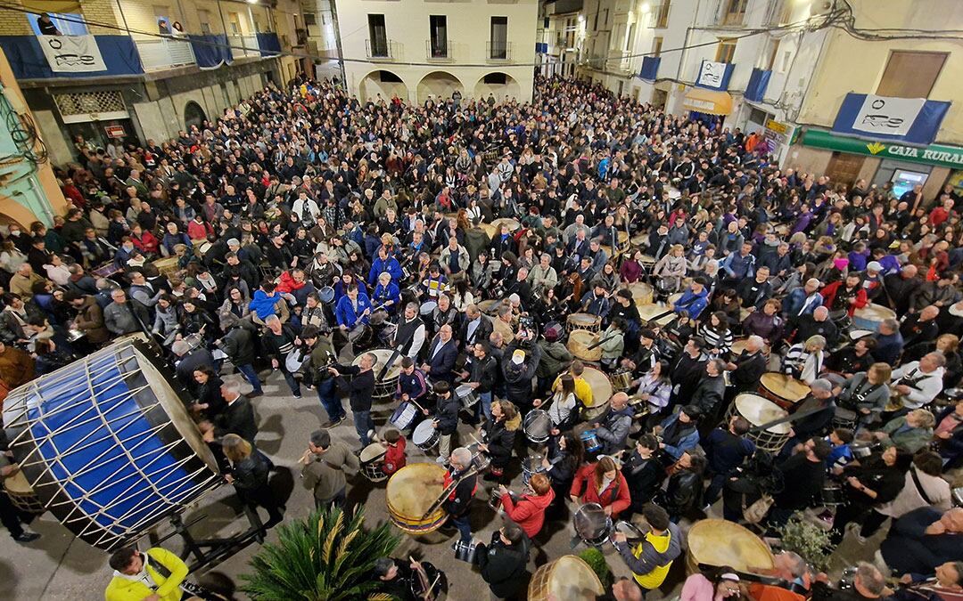 La Puebla de Hijar en el acto de Romper La Hora