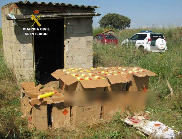 Los cohetes antigranizo localizados se encontraban dentro de un cobertizo